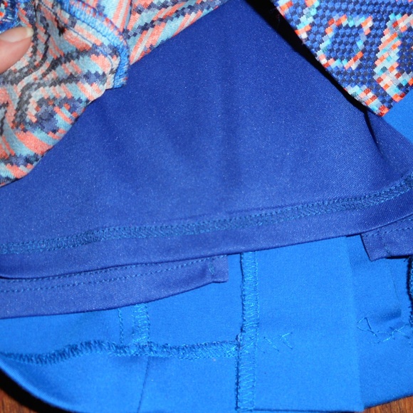 SOLD! Eva Franco Blue Pattern Pencil skirt, 6 - Picture 4 of 7